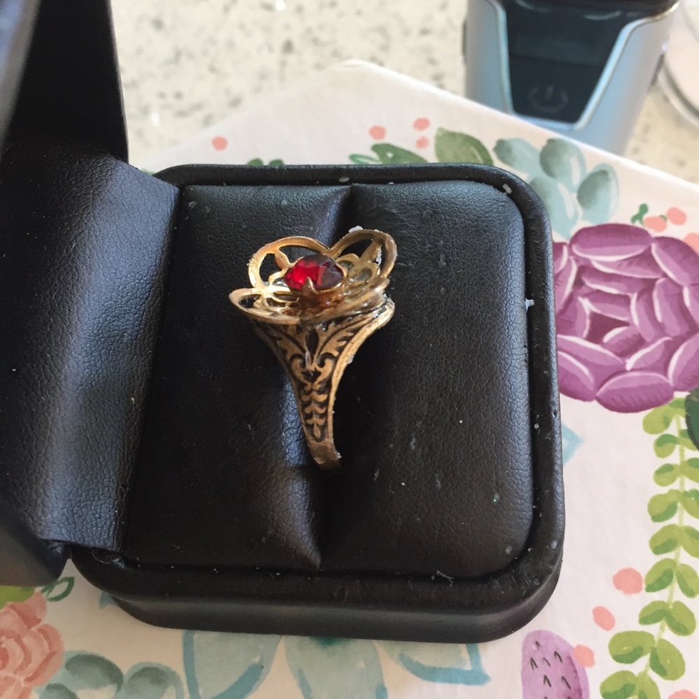 Vintage Red Ruby Rhinestone Ring - image 5